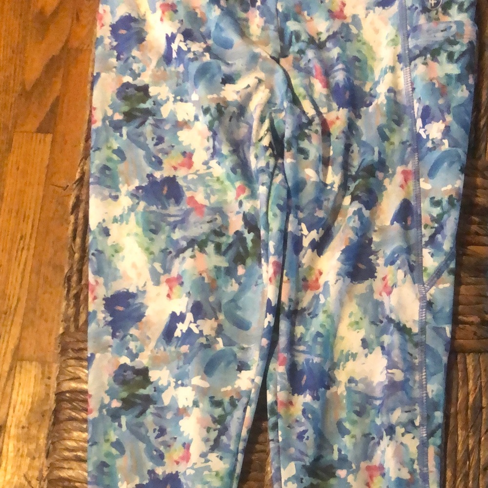 Leigh Tucker Willow Kids leggings Aged 9-10, high waistband silky finish